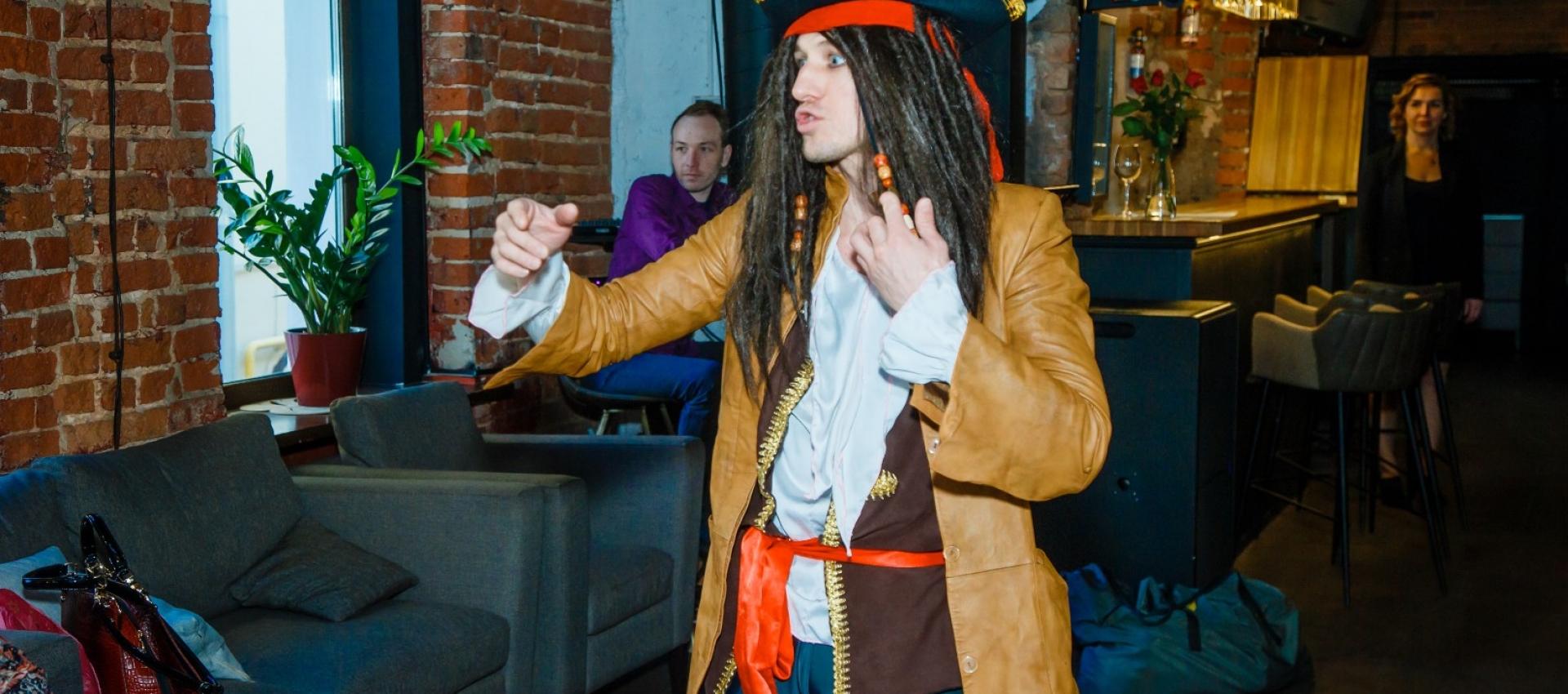 Проведение семейного праздника "Пират и Ледяной туман"